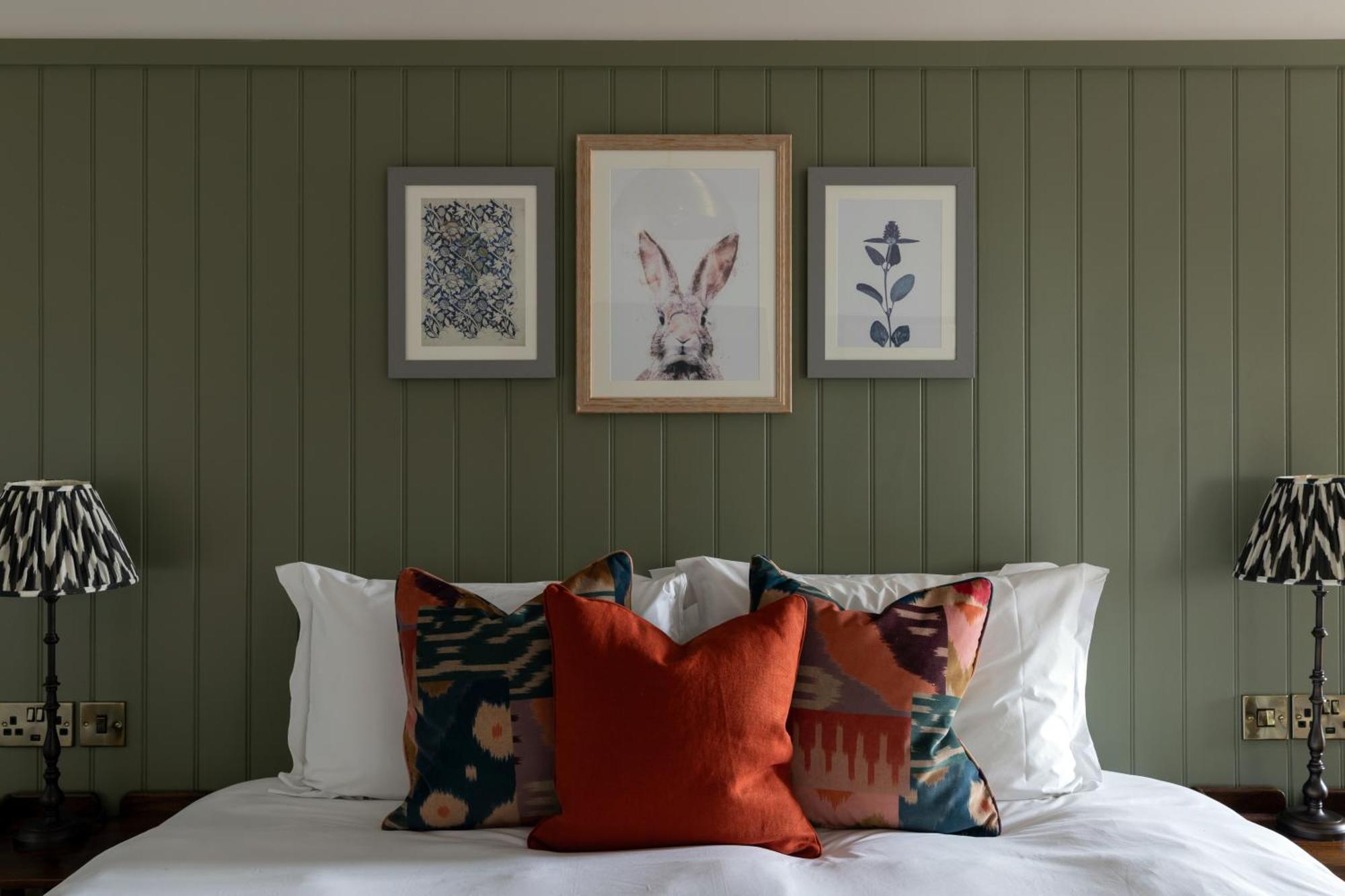 The Bridge Hotel Chertsey Bagian luar foto