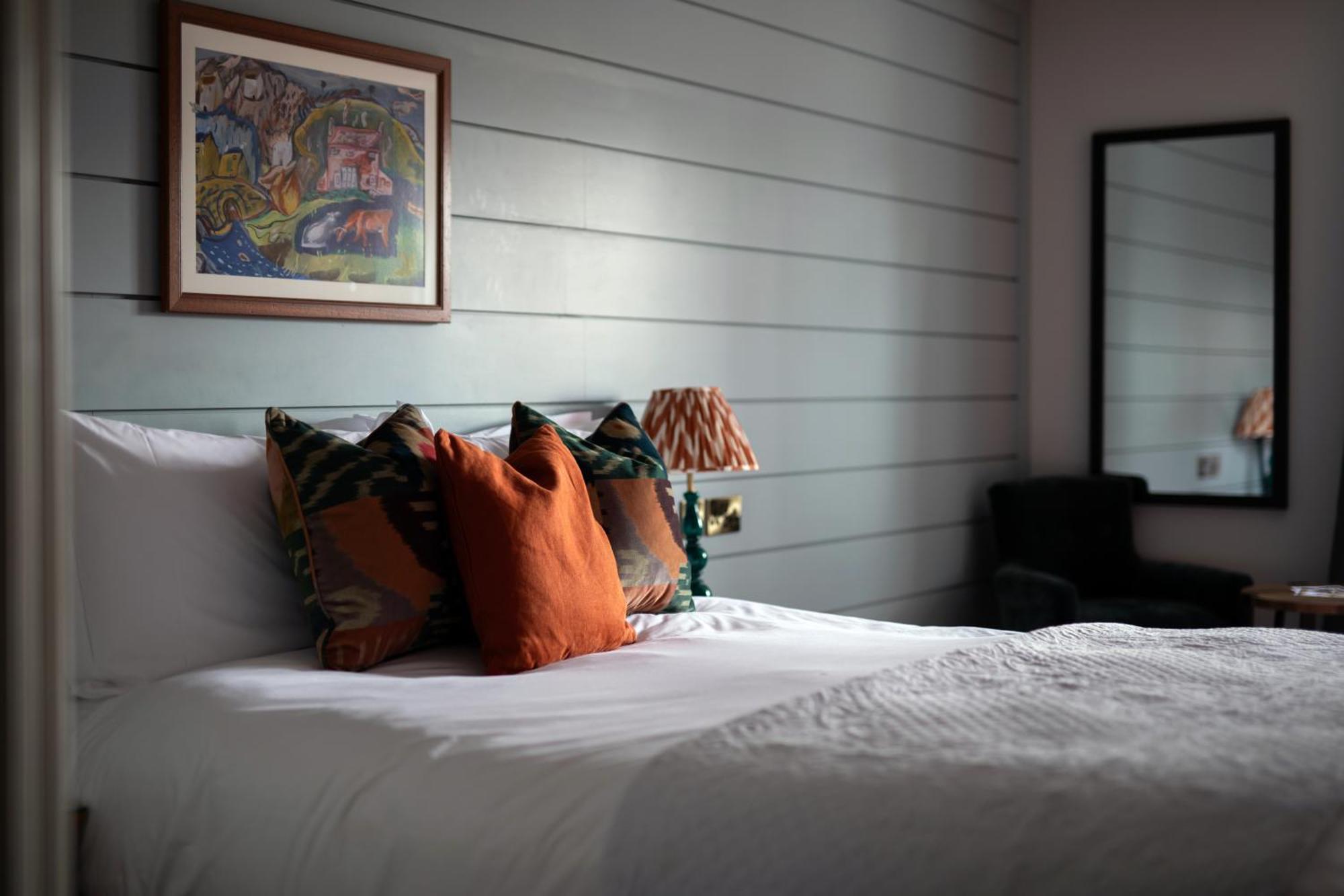 The Bridge Hotel Chertsey Bagian luar foto